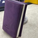 Mor Renk Kartlık Mekanizmalı Cüzdan